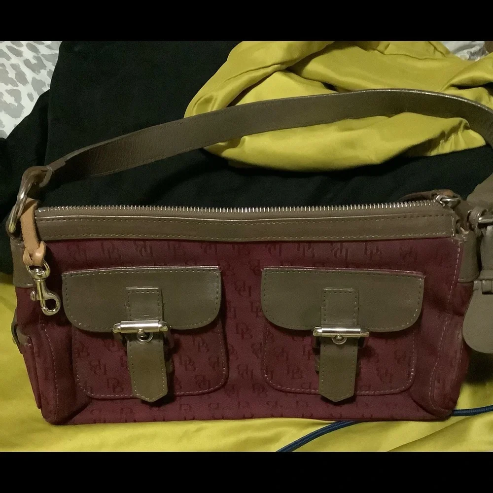 Authentic Dooney & Bourke - Picture 2 of 9